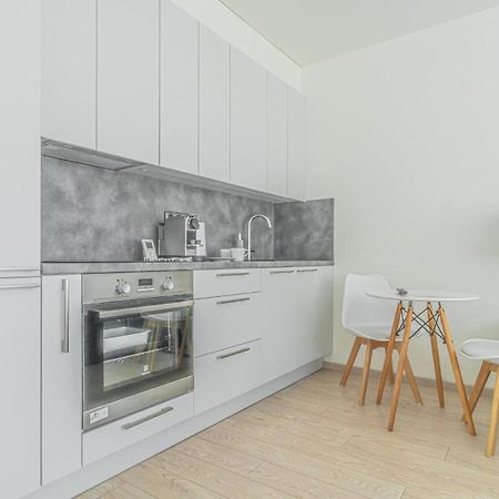 Apartment Karel With Garage Parking プラハ エクステリア 写真